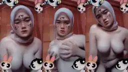 ABG Hijab Remas Susunya Sambil Desah