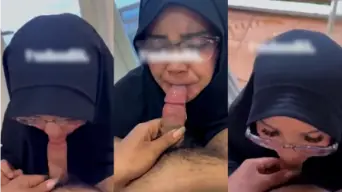 Tante Hijab Sepongannya Mantap Bener!