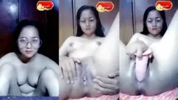 Belajar Omek Dildo Klarisa Coba Squirt