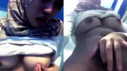 Gadis Hijab Cantik Binal