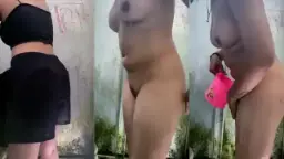 Ngintip Kamar Ganti Kolam Renang 5