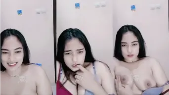 Kak Xaquila Remas Tetek Bling2